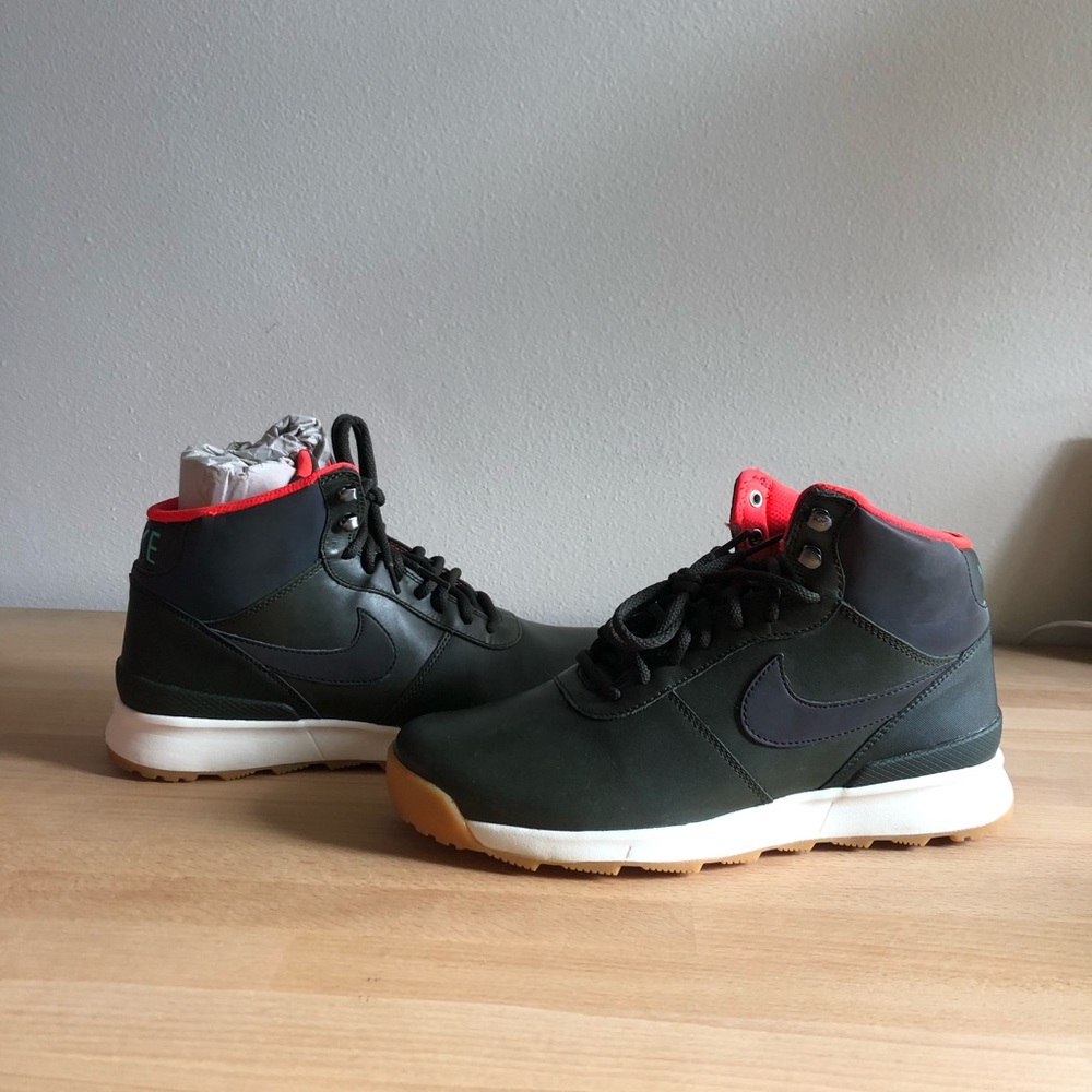 Nike Womens Acorra Rflct ACG Shoe